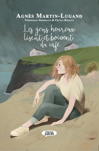 Les Gens Heureux Lisent Et Boivent Du Café